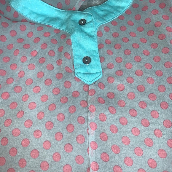 Double Zero Aqua Pink Polka Dot Sheer Blouse Hi Low Size Medium - Picture 6 of 8
